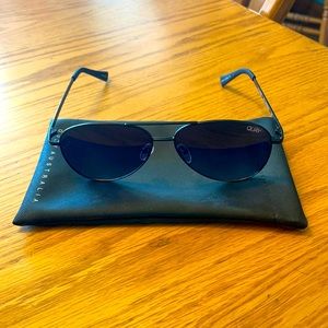 Quay Australia Still Standing Aviator